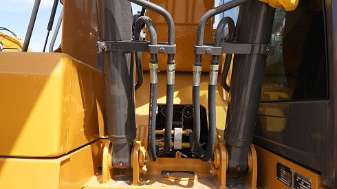 Гусеничный экскаватор LOVOL FR220F