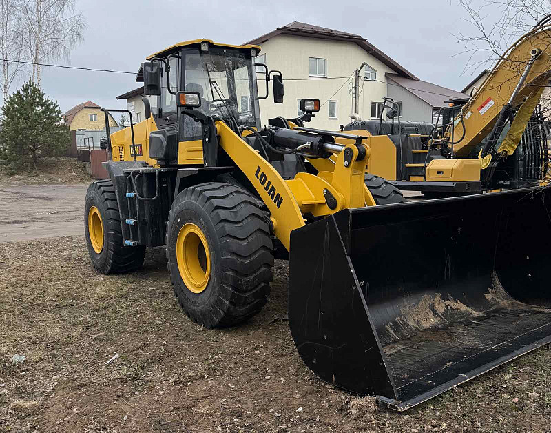 Фронтальный погрузчик LOJAN L536H