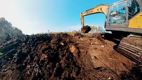 Экскаватор LOVOL FR245F (ширина траков 1000 мм)