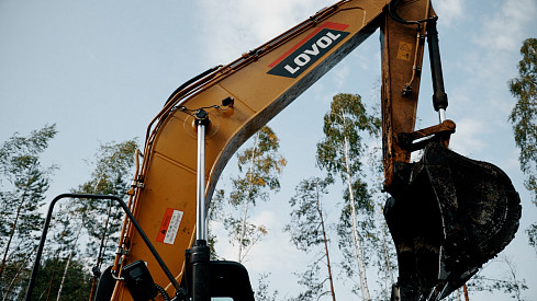 Экскаватор LOVOL FR245F (ширина траков 1000 мм)