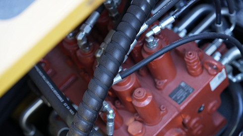 Гусеничный экскаватор LOVOL FR245F